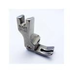 Chân vịt máy may CR1/8E mí phải, chân vịt bù phải khoảng 3,2 mm cho máy may công nghiệp, hỗ trợ may đường thẳng và may sát mép, phù hợp máy 1 kim tương thích, xưởng may và kỹ thuật viên sửa chữa